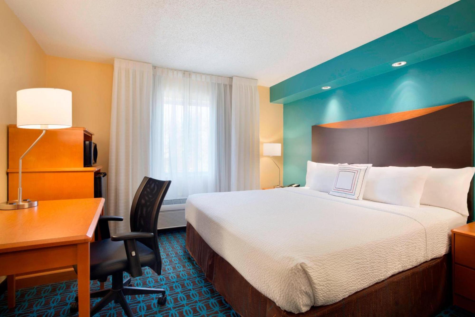 Fairfield Inn & Suites Fort Worth University Drive Экстерьер фото
