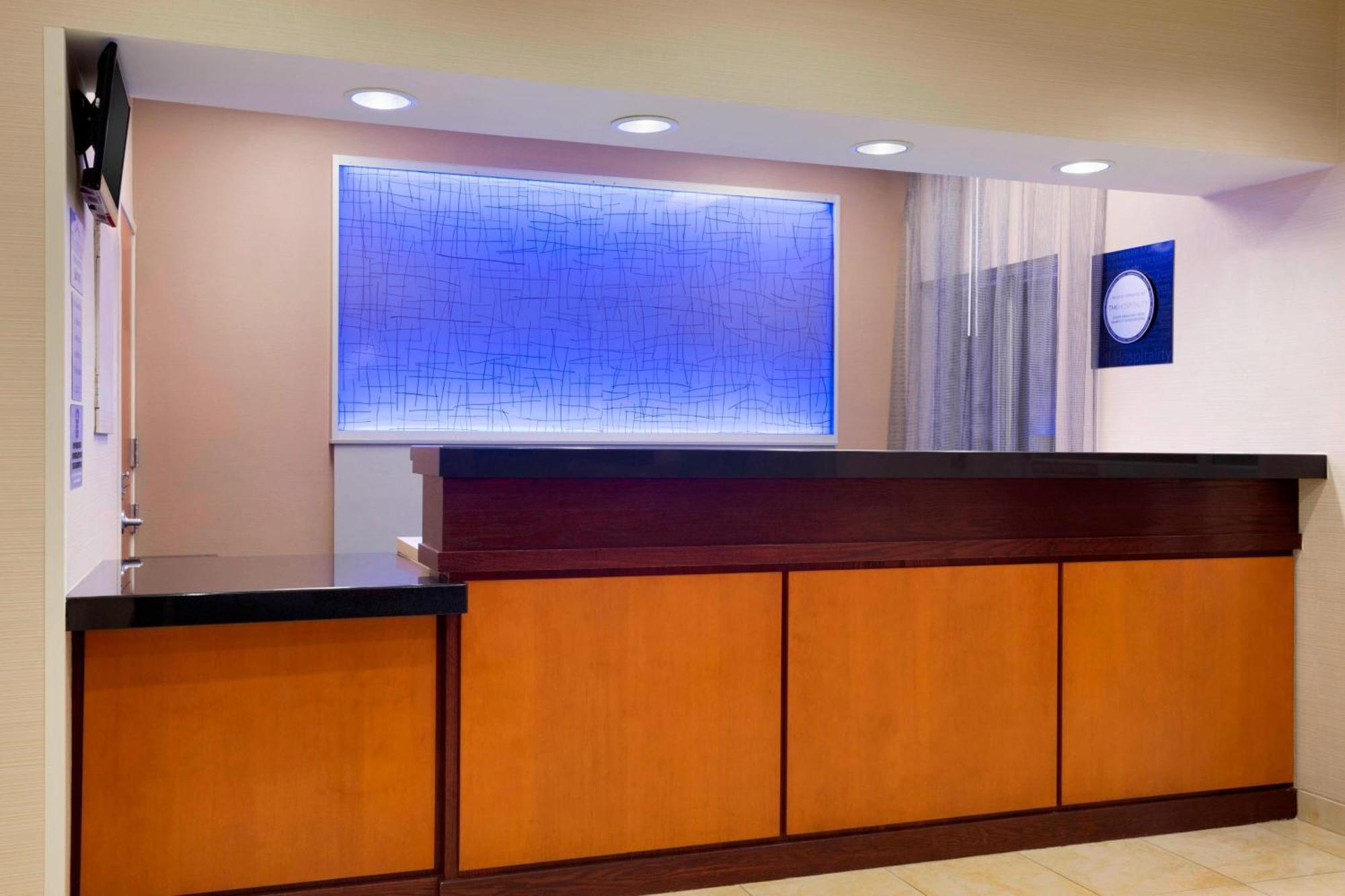 Fairfield Inn & Suites Fort Worth University Drive Экстерьер фото