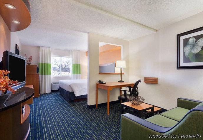 Fairfield Inn & Suites Fort Worth University Drive Экстерьер фото